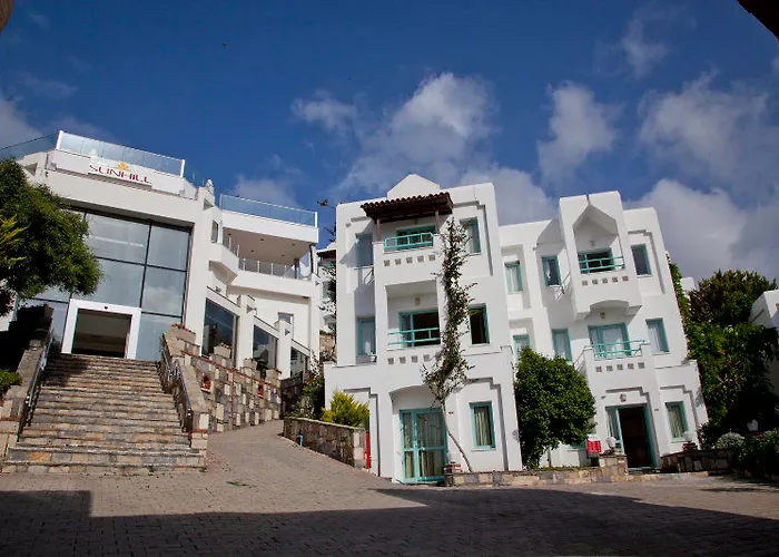 Sunhill Hotel 4*